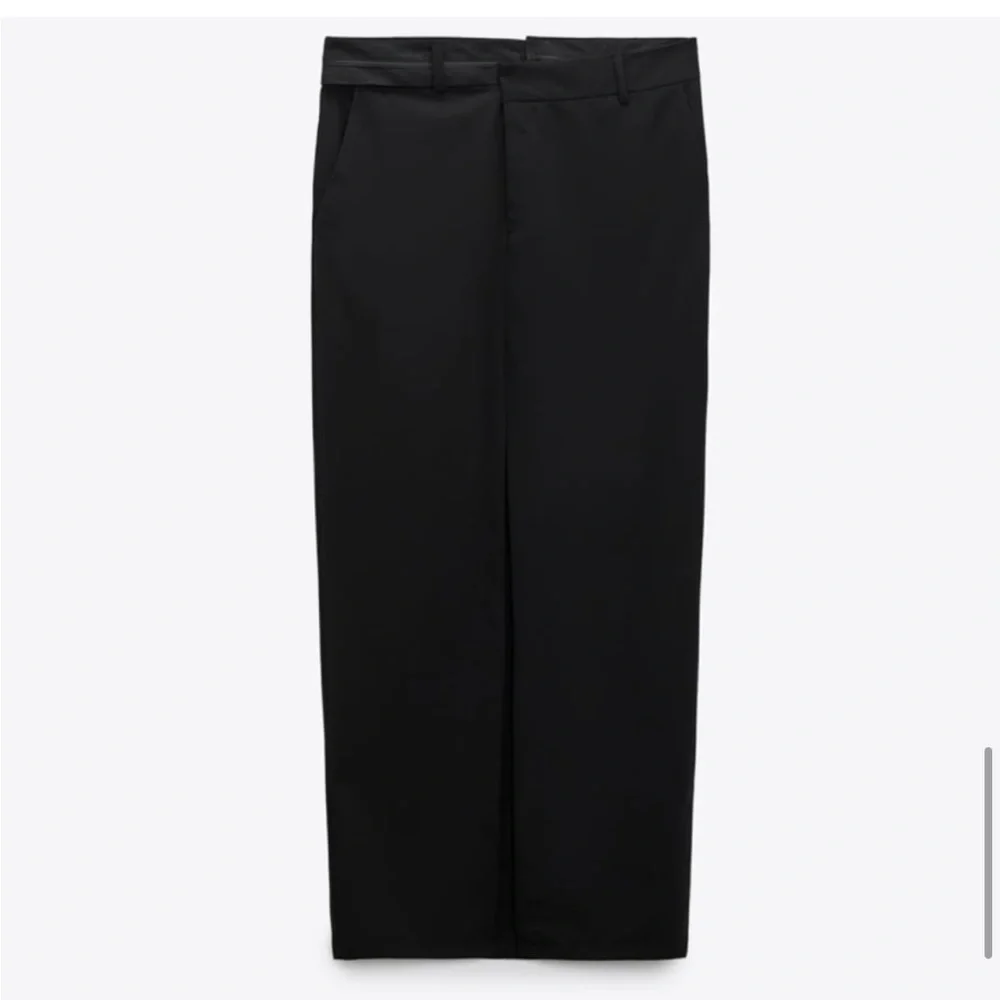 ZARA DOUBLE WAISTED SKIRT. Black. Size XS. NWT.